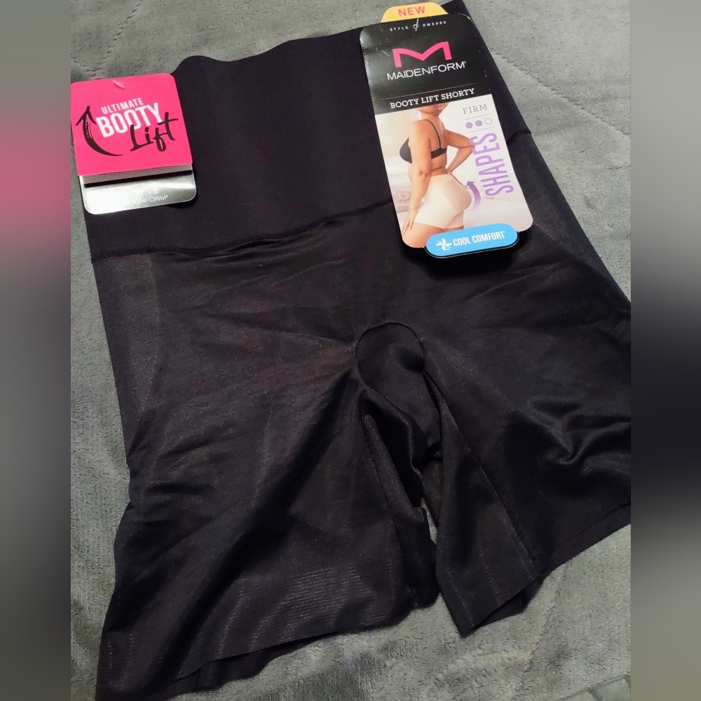 NWT Maidenform Ultimate Booty Lift Shorty